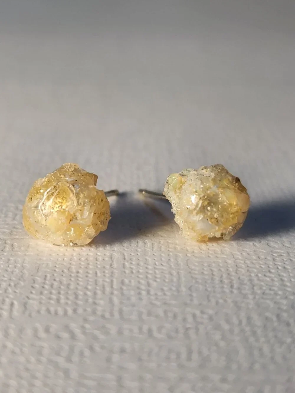Handmade Ethiopian Opal Crushed on Real Freshwater Pearl 925 Stud Earrings